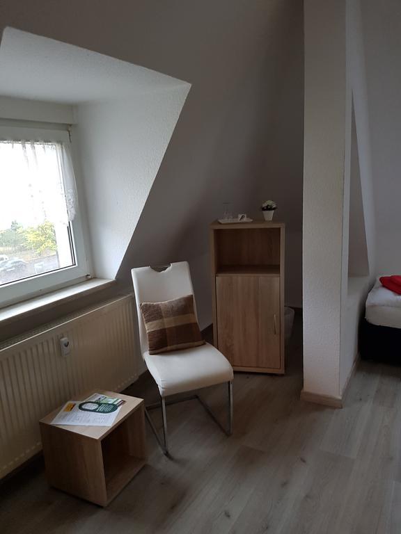 Pension Am Stadtrand Лайпциг Екстериор снимка