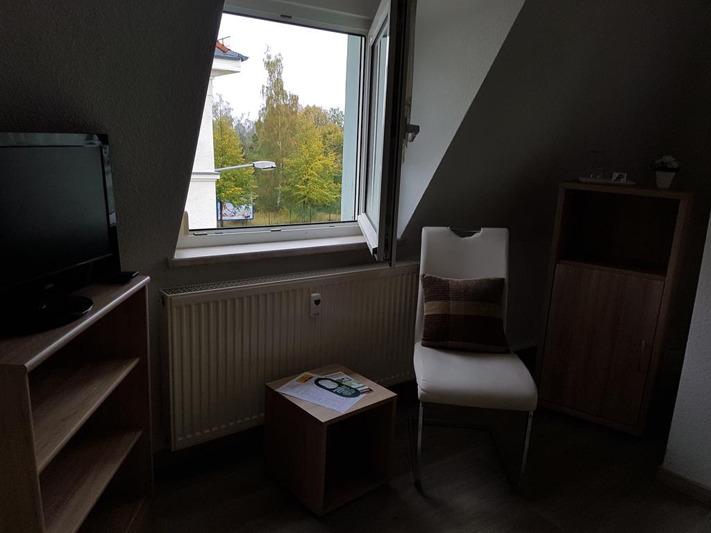 Pension Am Stadtrand Лайпциг Екстериор снимка