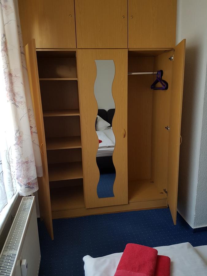 Pension Am Stadtrand Лайпциг Екстериор снимка