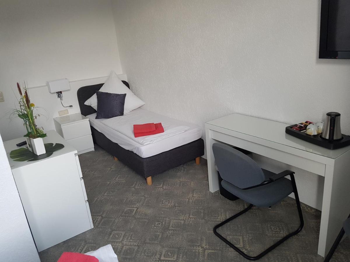 Pension Am Stadtrand Лайпциг Екстериор снимка