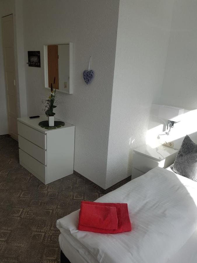 Pension Am Stadtrand Лайпциг Екстериор снимка